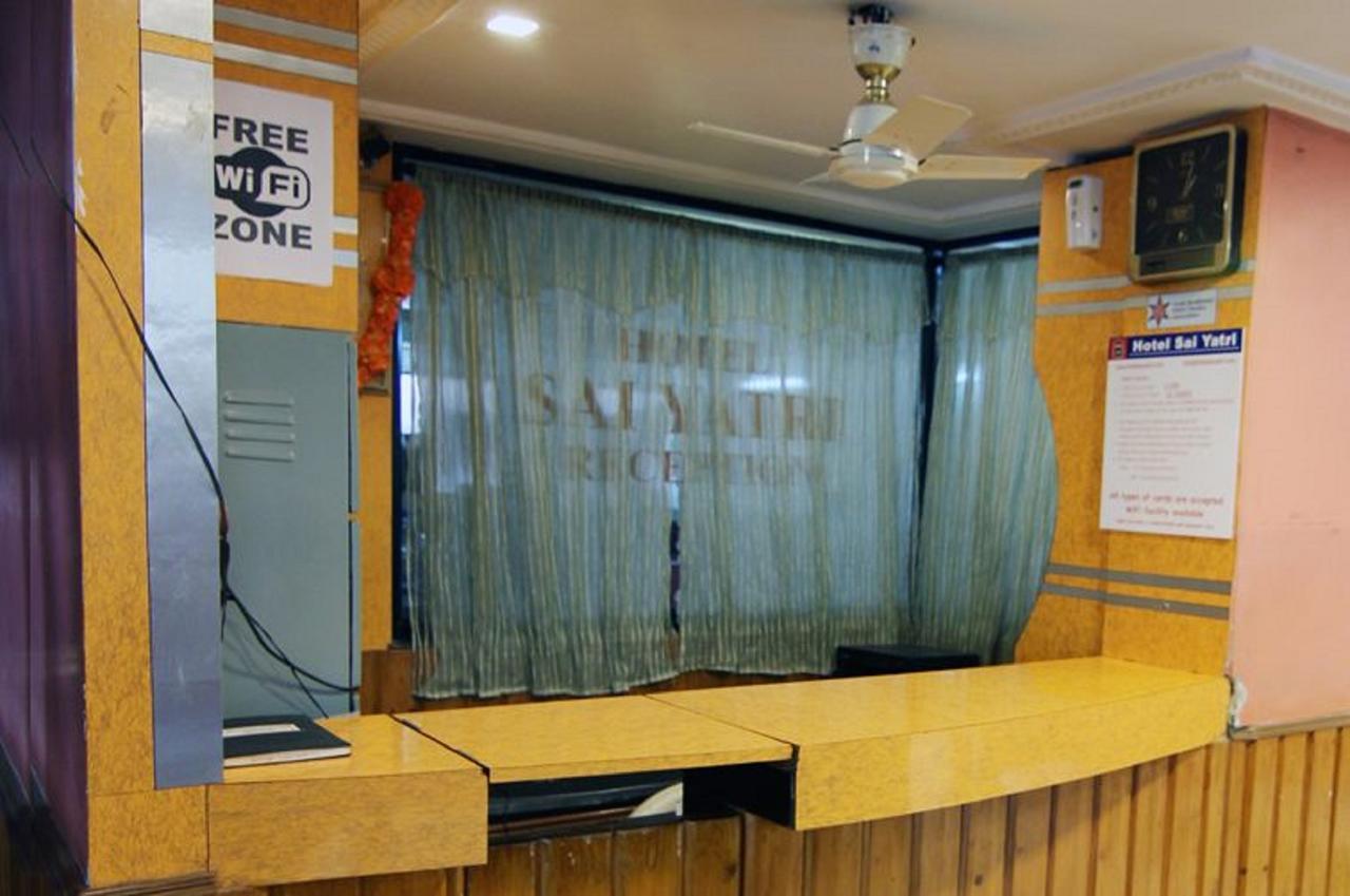Hotel Sai Yatri 트림박 외부 사진